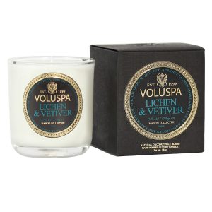 Classy VomitMaison Boxed Votive LightLichen And Vetiver i gruppen Lukta Smultron hos Askås Testmiljö 2 (B003112)